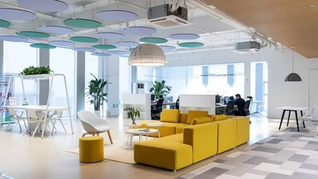 如何選擇一款提升格調與效率的辦公桌